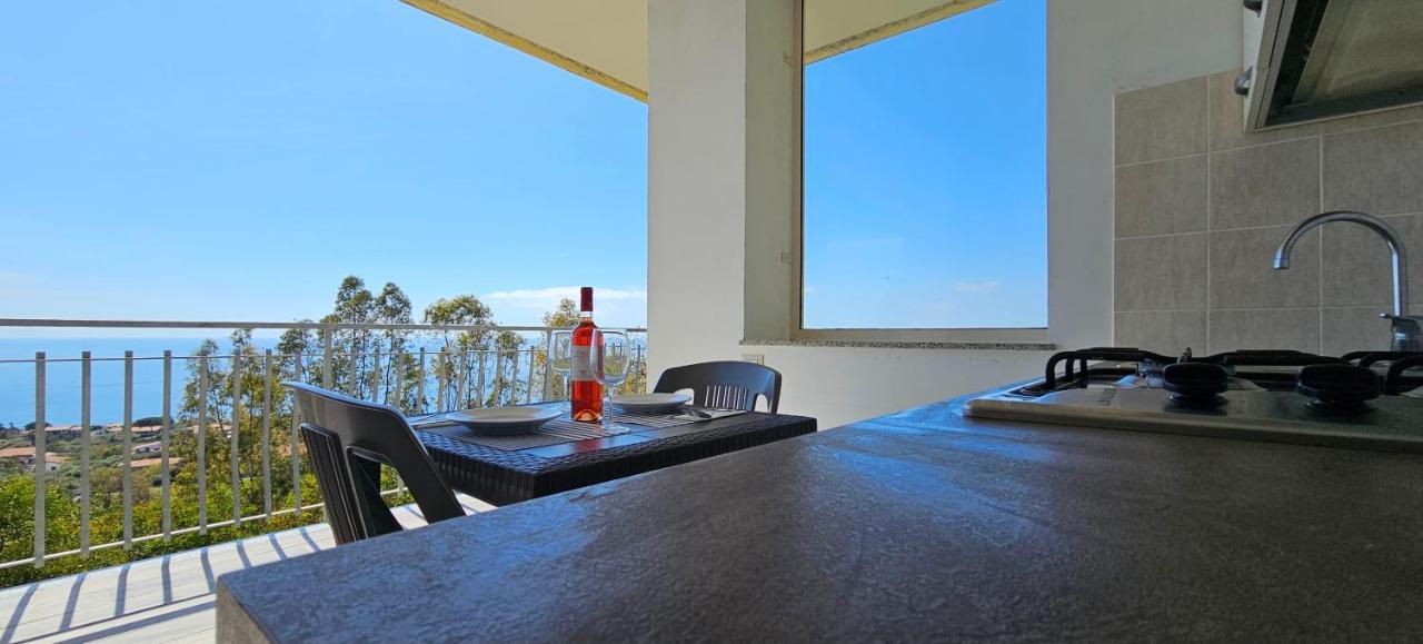 Naturamare Apartments - Piscina Idromassaggio Con Vista Mare Aperta Fino Alle Ore 22-00 Capo Vaticano Kültér fotó