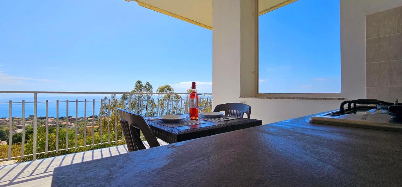 Naturamare Apartments - Piscina Idromassaggio Con Vista Mare Aperta Fino Alle Ore 22-00 Capo Vaticano Kültér fotó