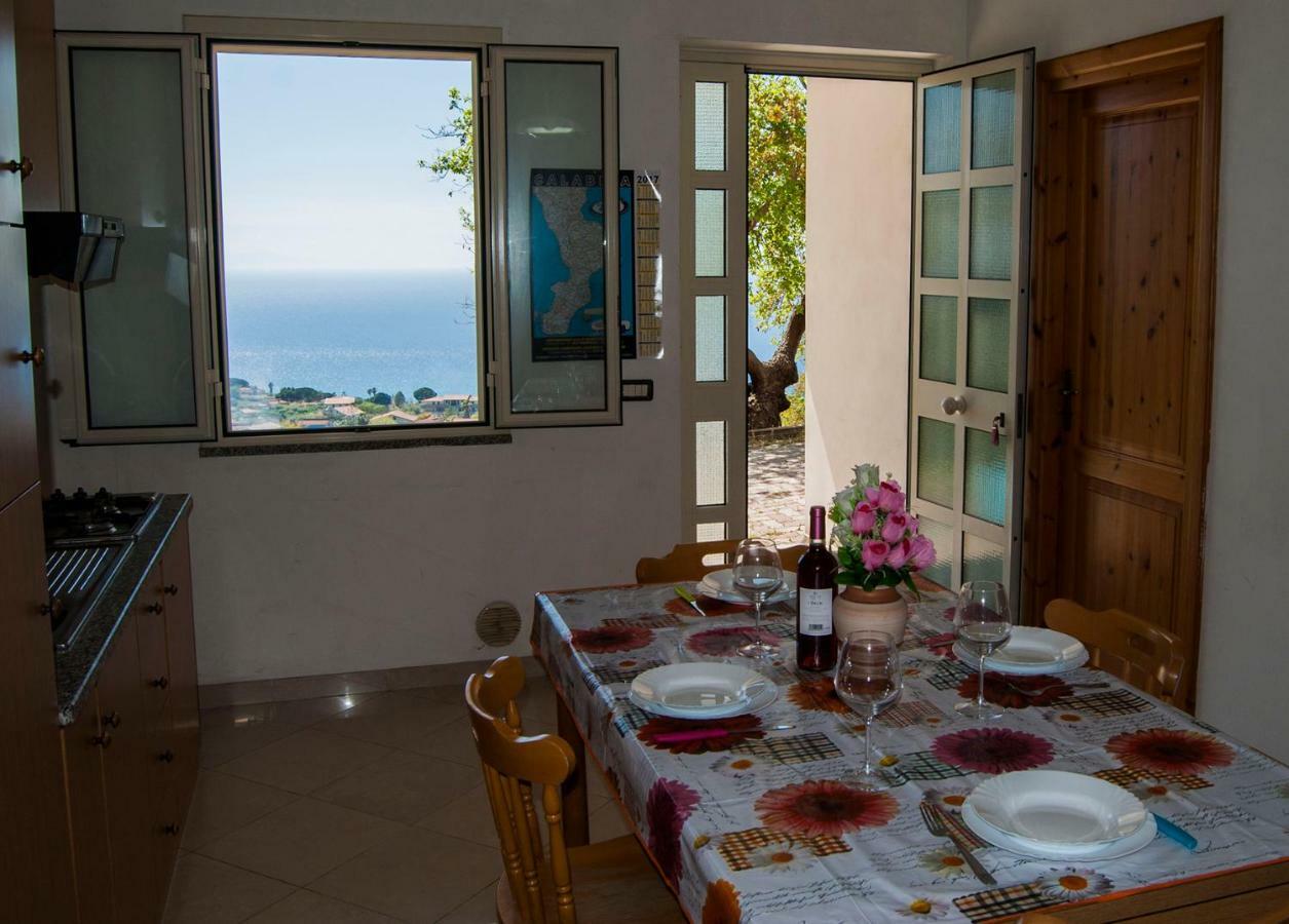 Naturamare Apartments - Piscina Idromassaggio Con Vista Mare Aperta Fino Alle Ore 22-00 Capo Vaticano Kültér fotó